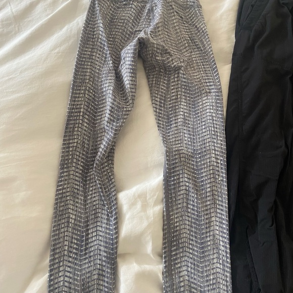 Lululemon gray pattern leggings - Picture 1 of 2
